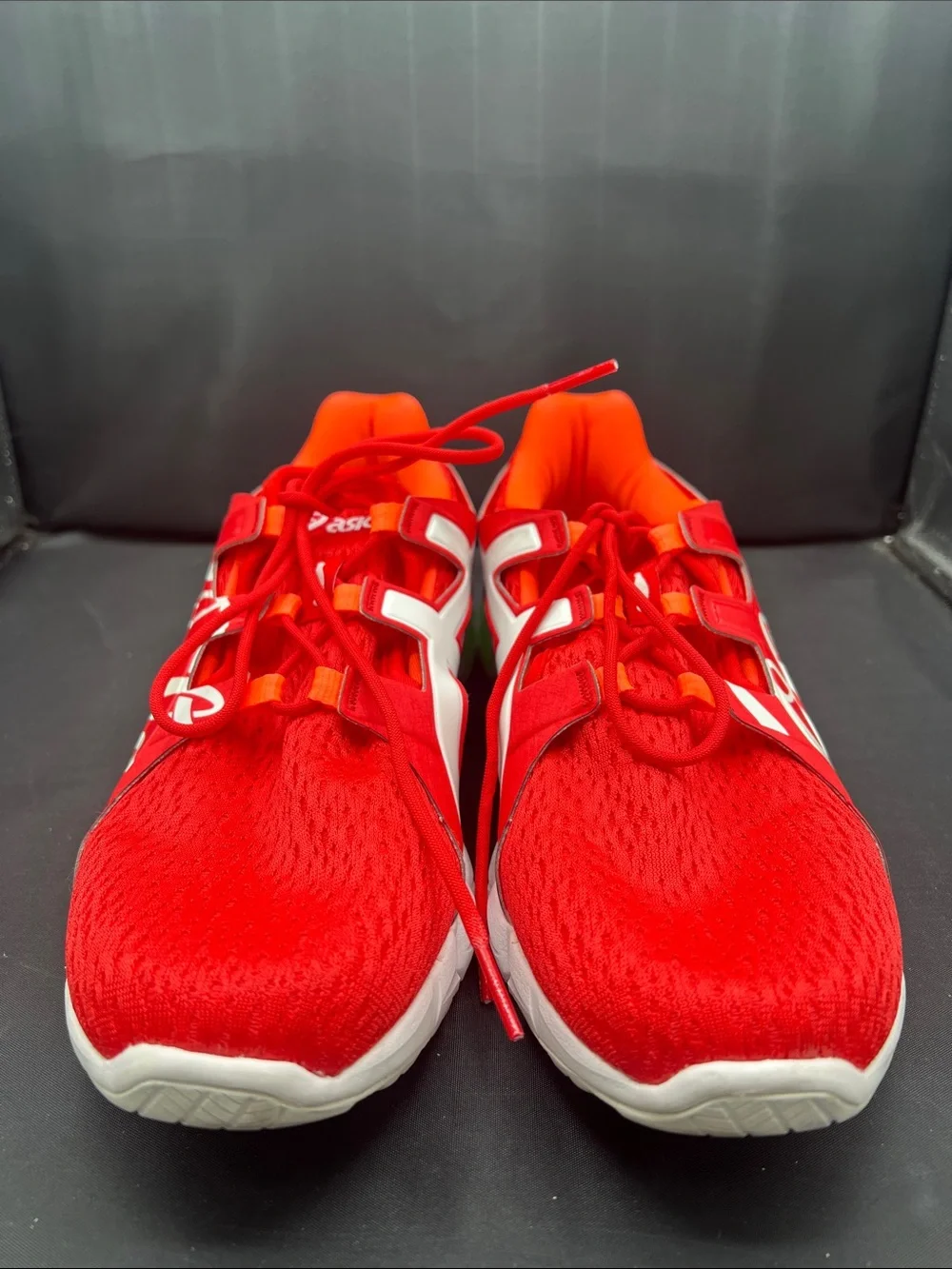 Oasics Coca Cola vibrant red